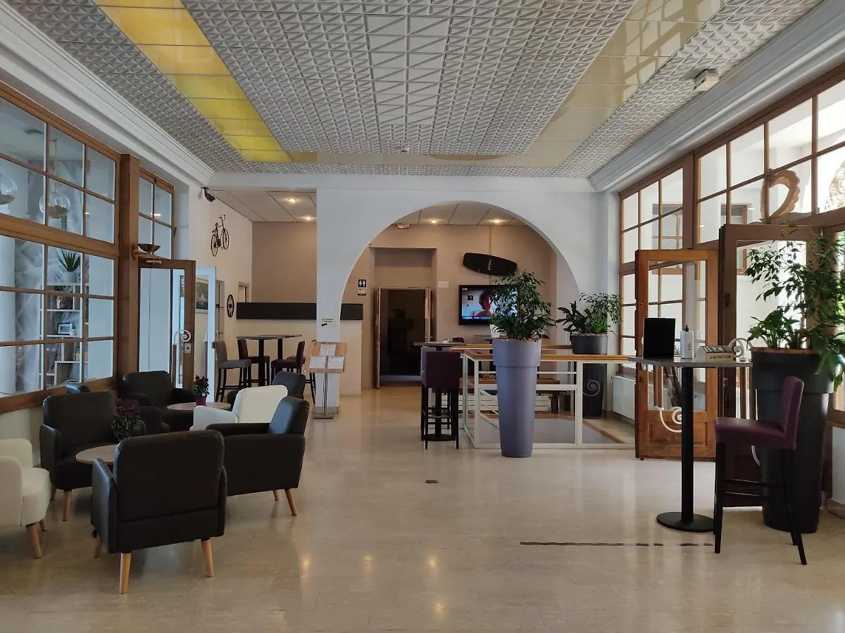 Hotel Des Princes Publier