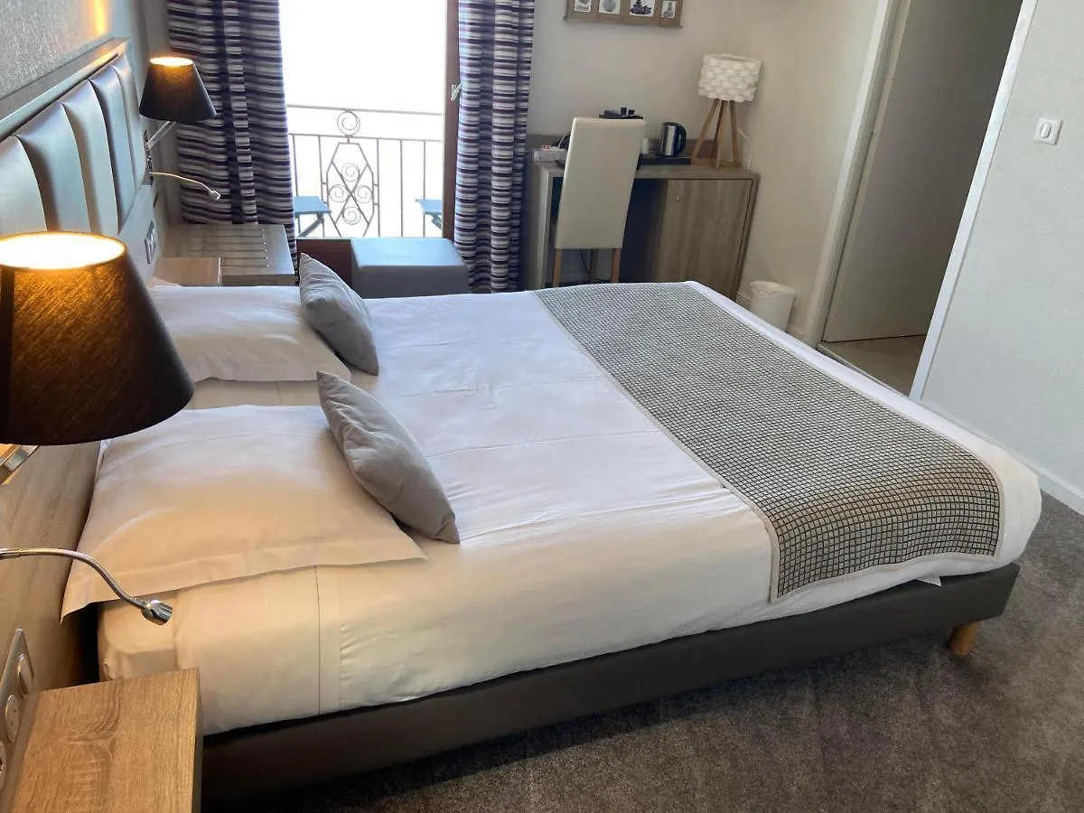 Hotel Des Princes Publier 3*,